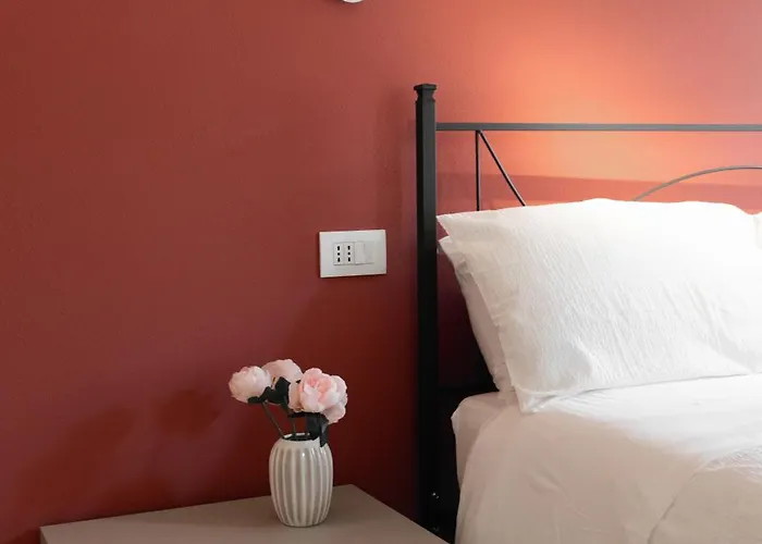 Mazzini 66 * لوغو