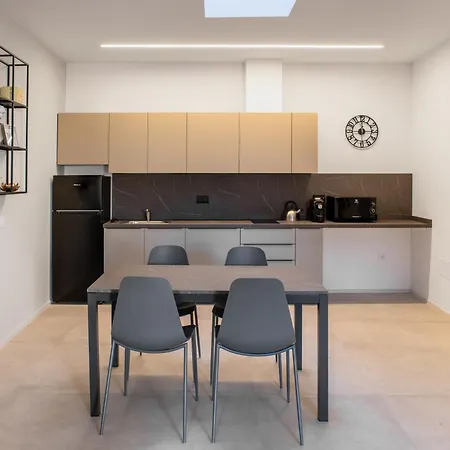 Διαμέρισμα Mazzini 66 *