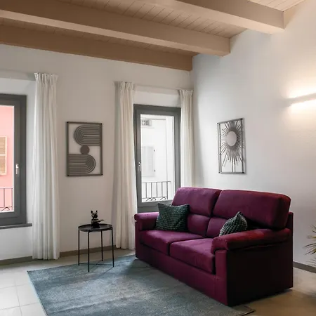 Mazzini 66 アパート