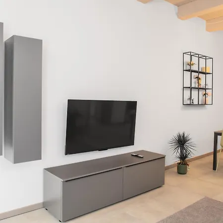 Mazzini 66 ルーゴ