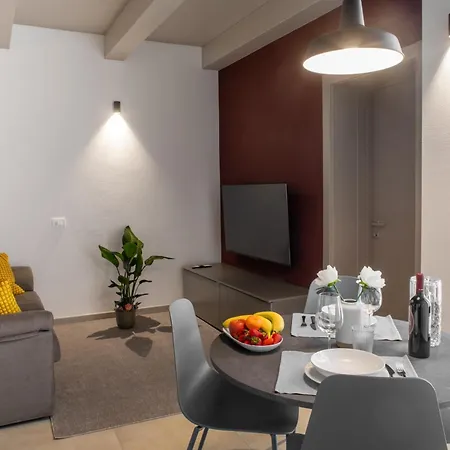 Mazzini 66 アパート *